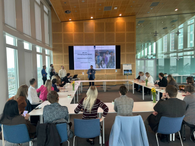 dalibnieki seminārā