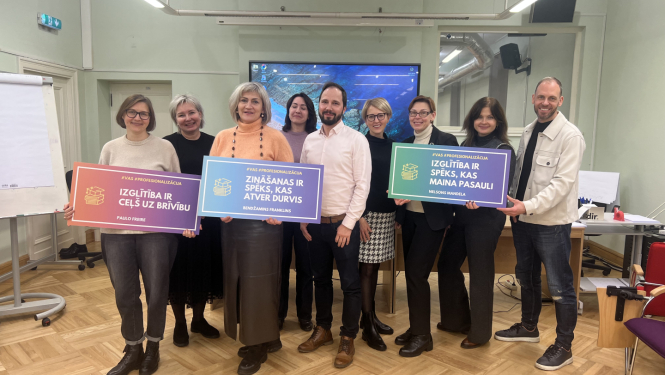 Attēlā mācību dalībnieki auditorijā