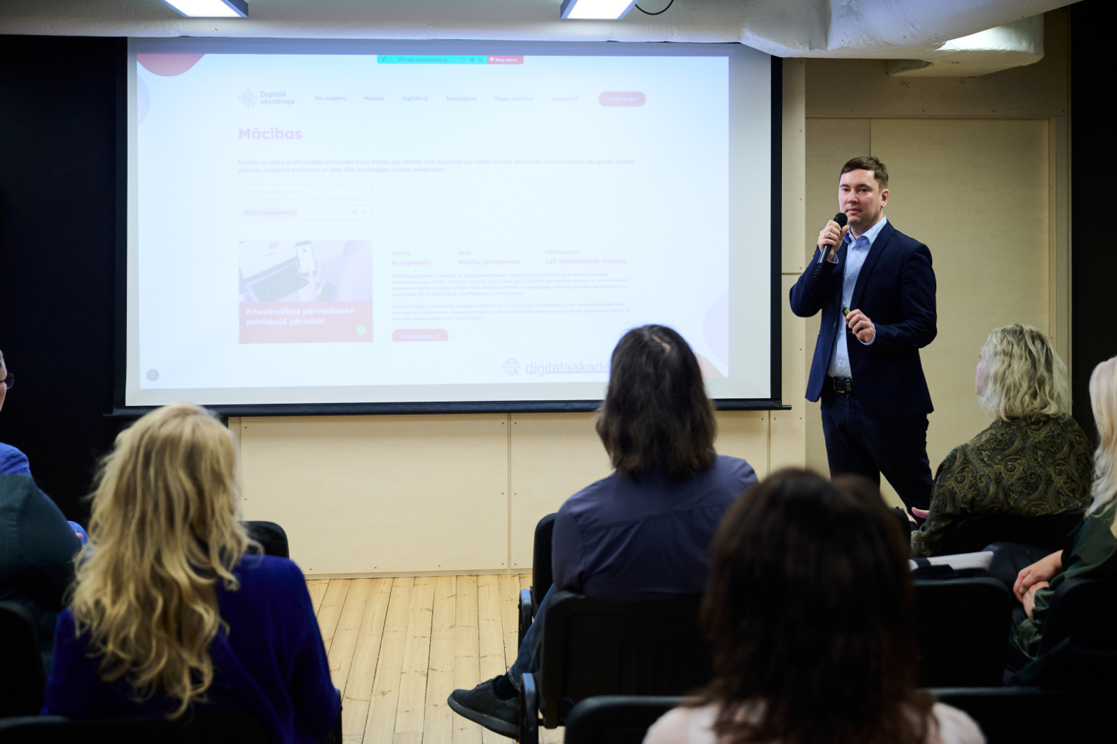 Kopienu programmas atklāšana