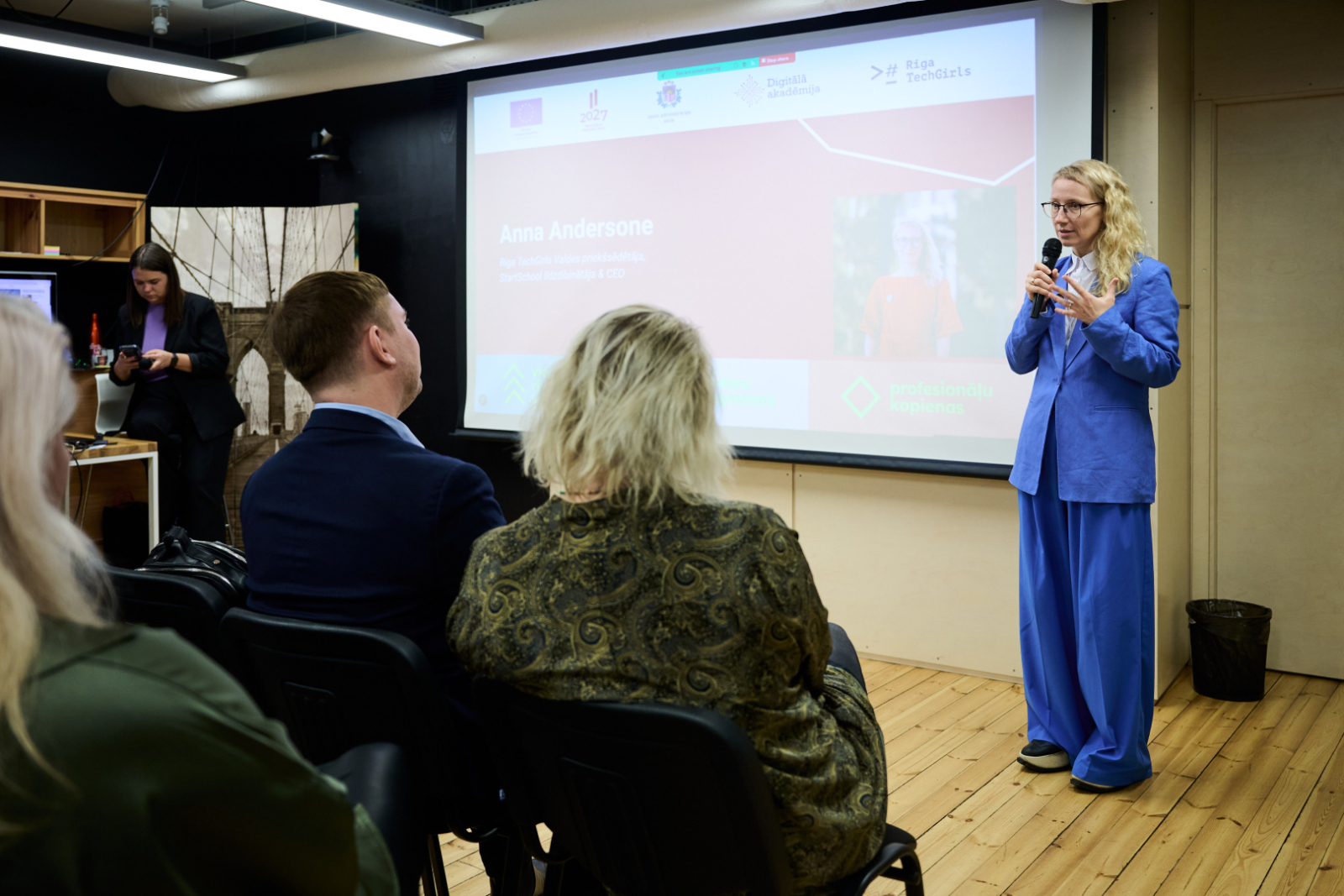 Kopienu programmas atklāšana