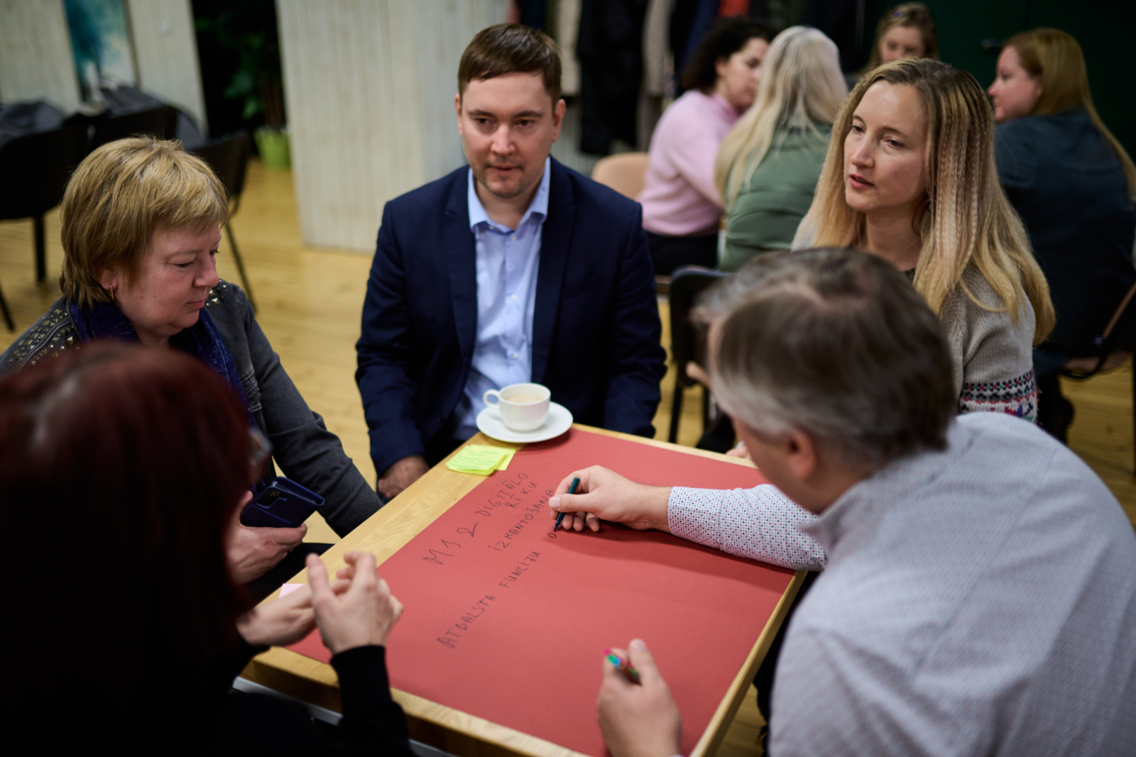 Kopienu programmas atklāšana