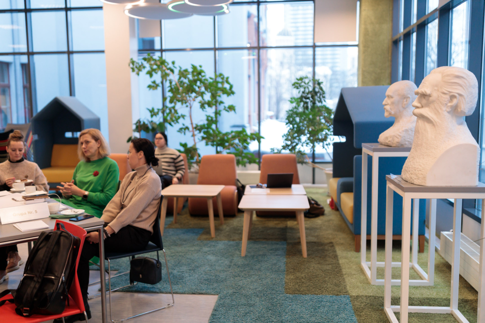 Cieņpilnā līderība: stratēģija, kultūra un efektivitāte