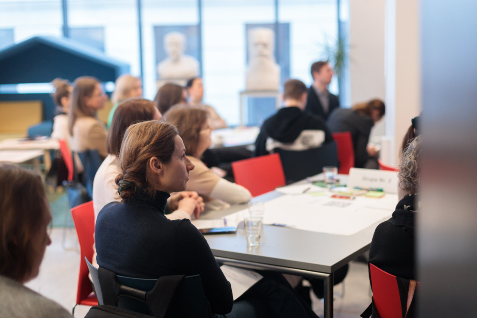 Cieņpilnā līderība: stratēģija, kultūra un efektivitāte