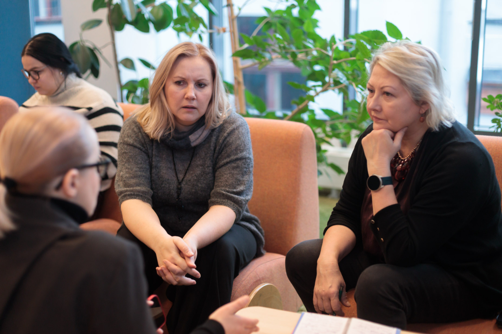 Cieņpilnā līderība: stratēģija, kultūra un efektivitāte