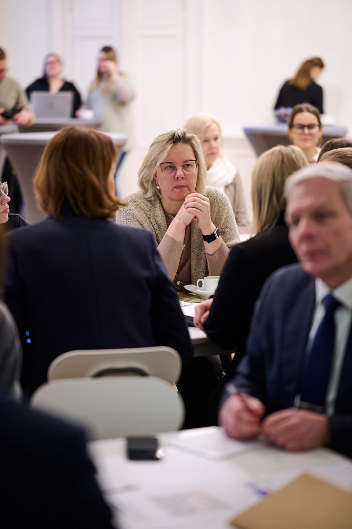 Humble Governance (Cieņpilnās pārvaldības)