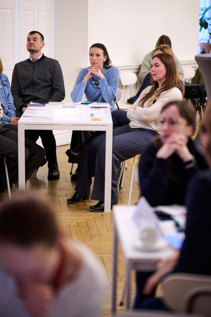 Humble Governance (Cieņpilnās pārvaldības)