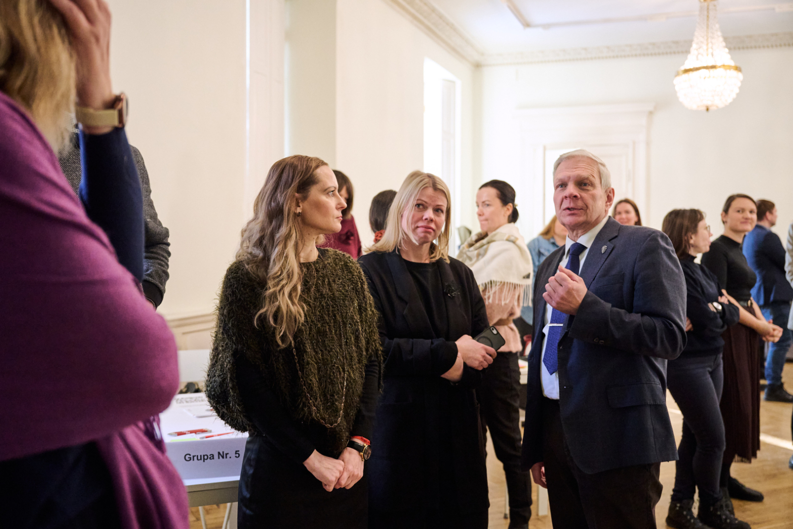 Humble Governance (Cieņpilnās pārvaldības)