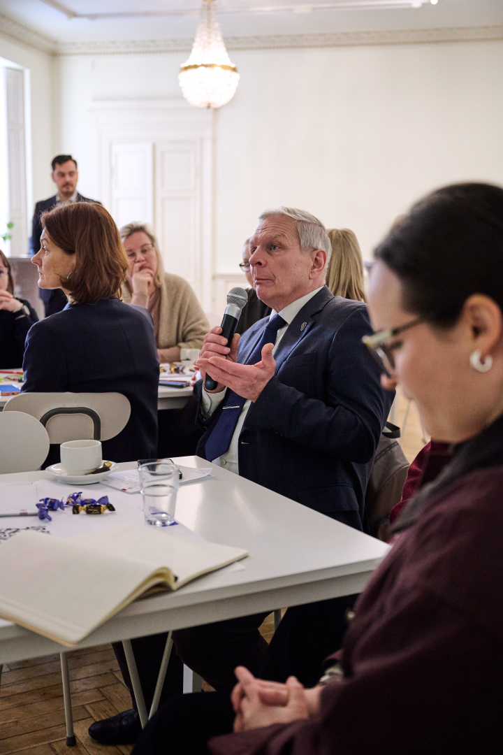 Humble Governance (Cieņpilnās pārvaldības)