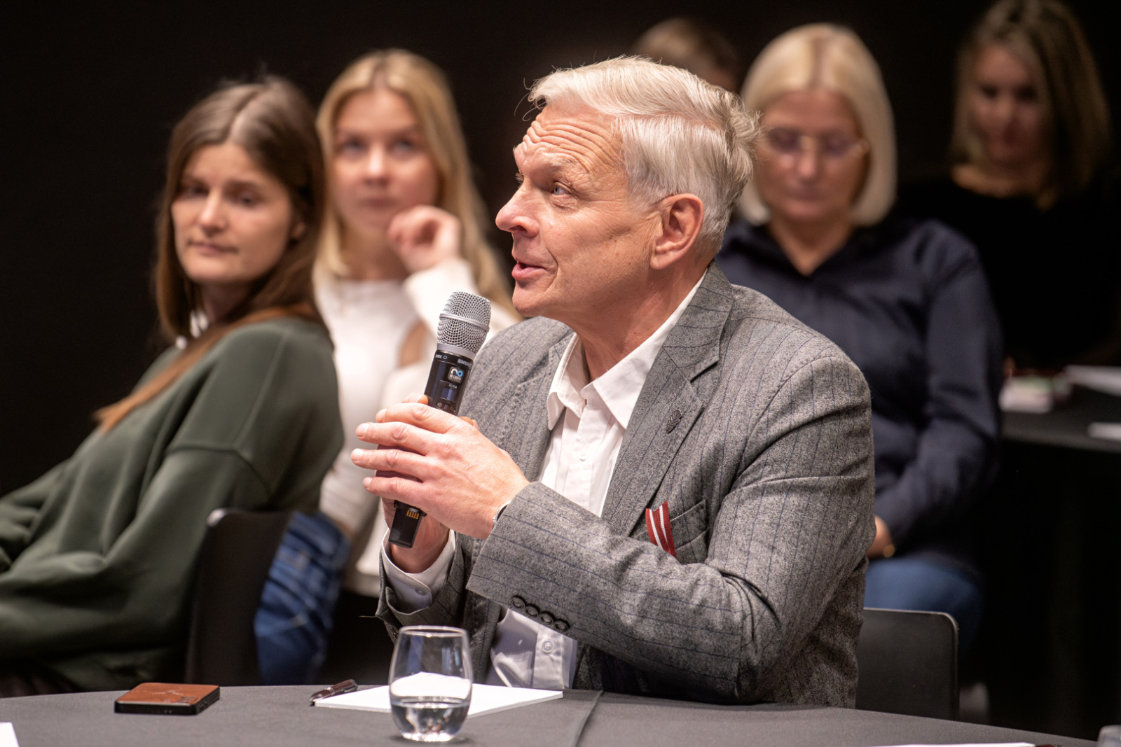 Cieņpilnas pārvaldības simpozijs