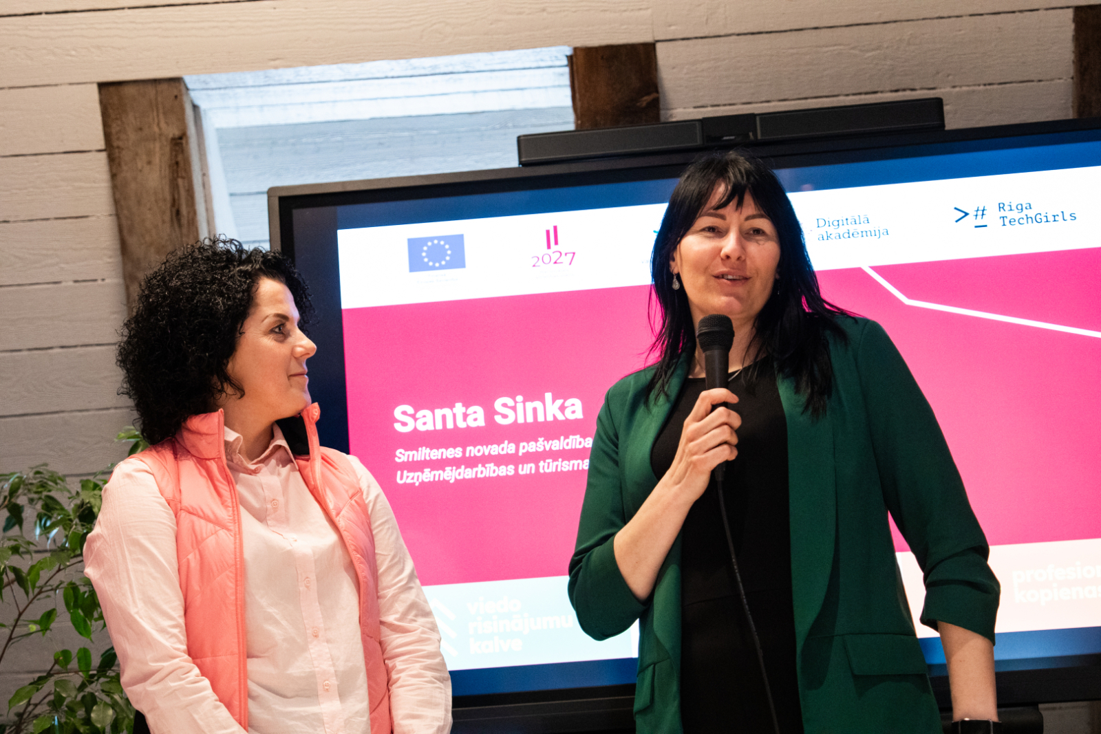 DigiTilts Profesionāļu kopienu un mentoru programmas izlaidums