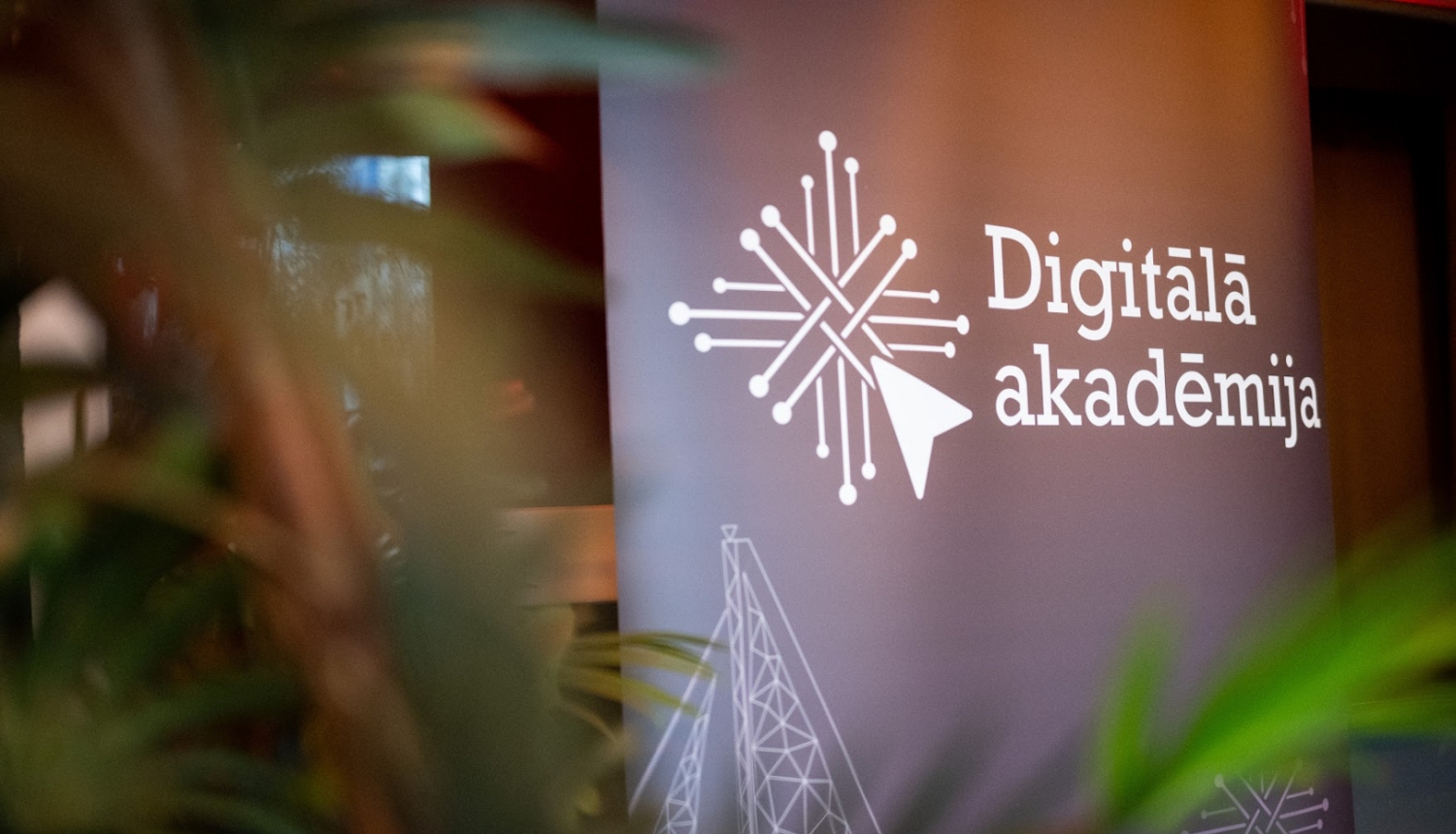 Uzraksts Digitālā akadēmija